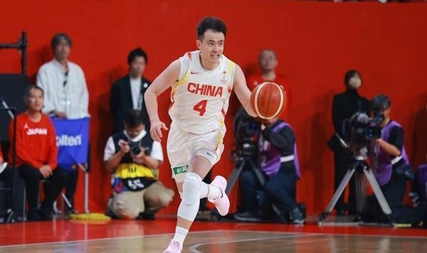 开云体育-从落后11分到逆转取胜！中国男篮赢了，却暴露大问题