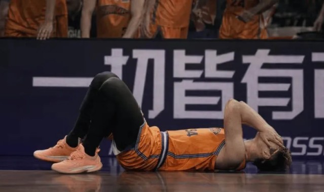 王哲林：32的大王完成了17岁时小王的梦想，很感谢自己